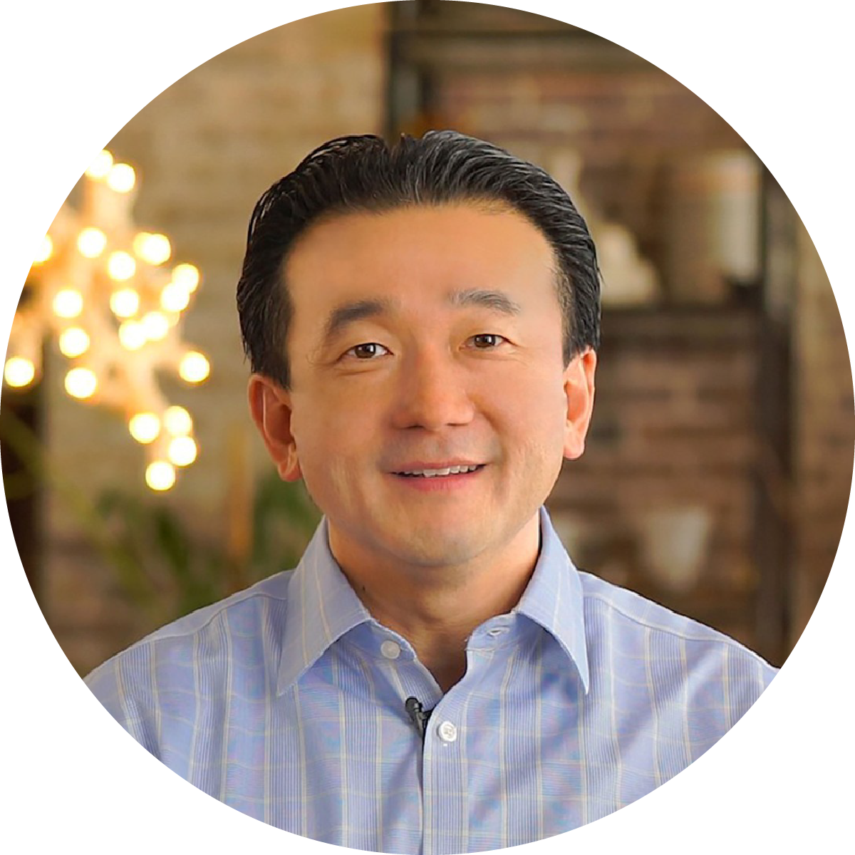 Photographic portrait of Yang Shim