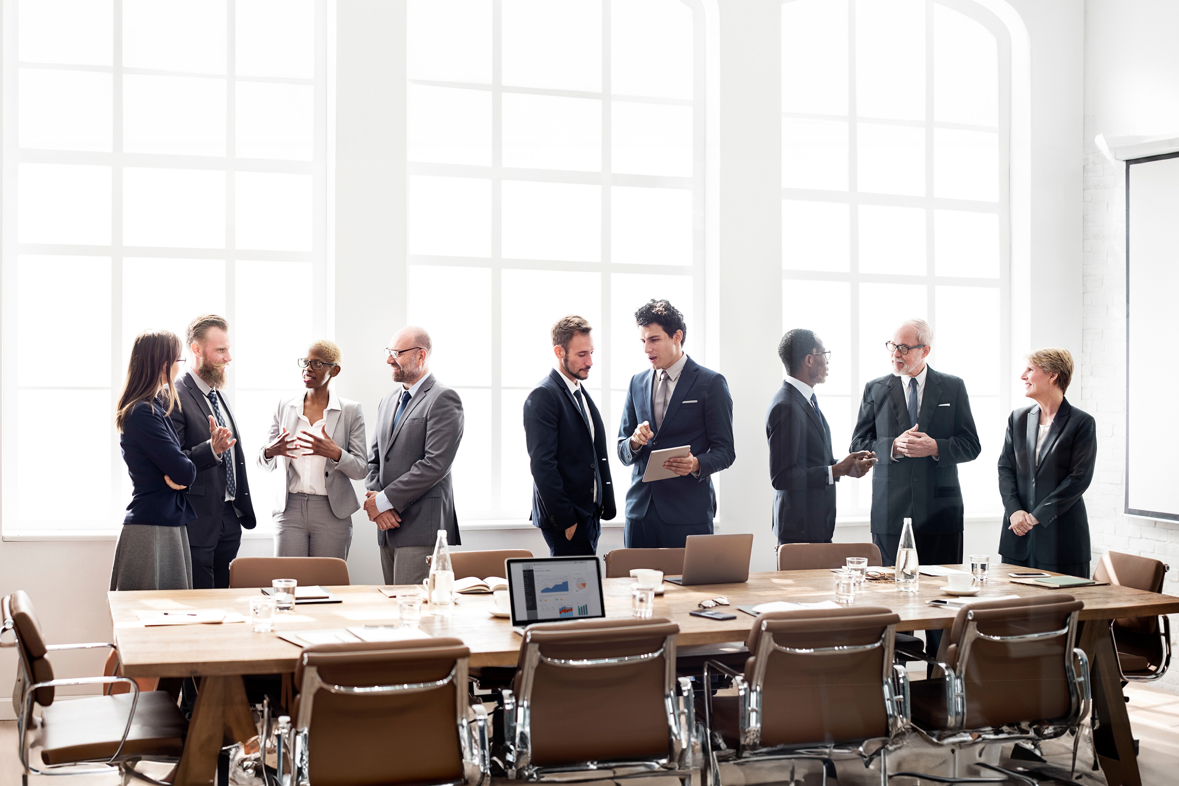 Business group meeting discussion