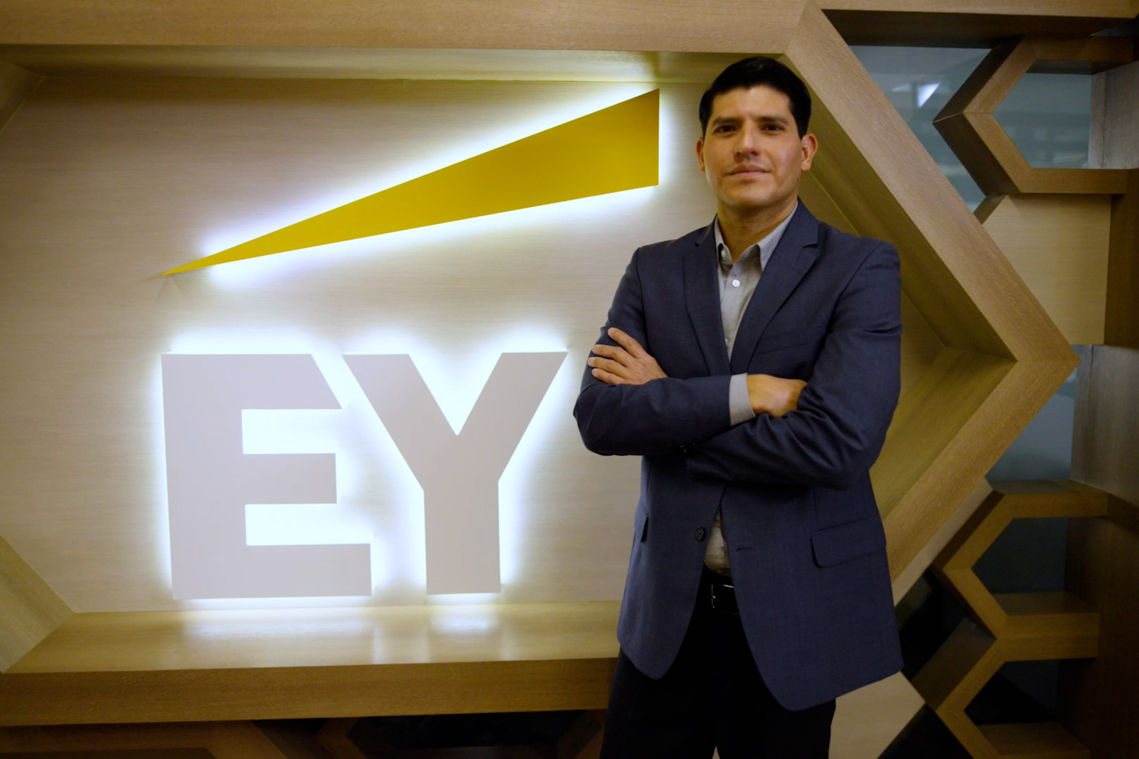 EY Microsoft Alliance Luis D. Beltran